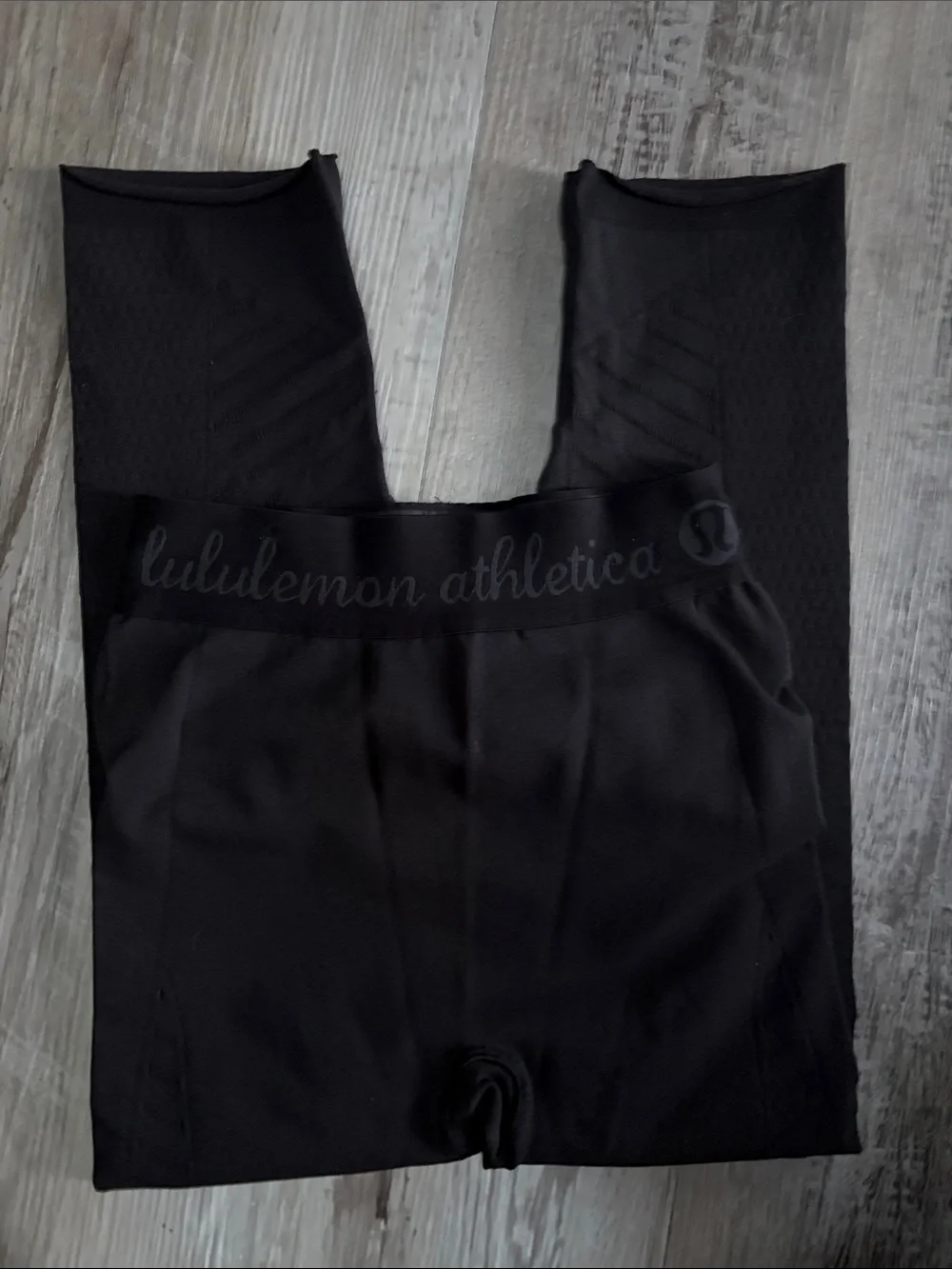 Lululemon Seamless Compression Leggings Black Logo Waistband
